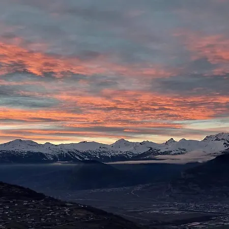 In Near Gondola & Veysonnaz